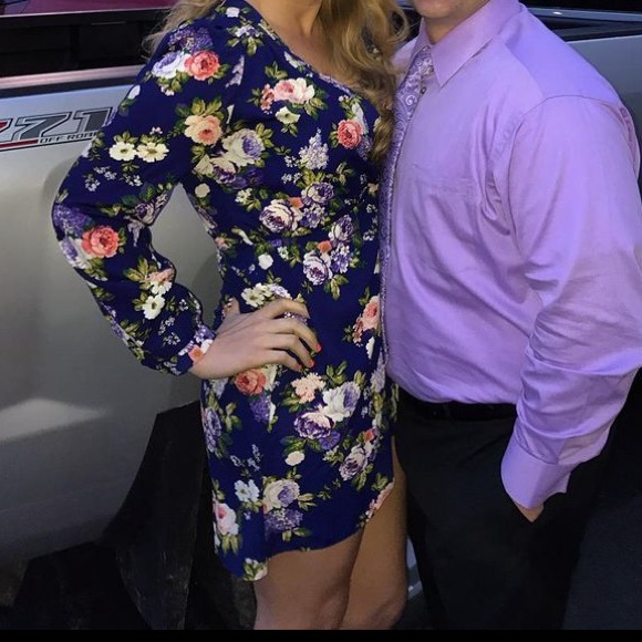 Lulus floral long sleeve dress, size Large - Picture 4 of 4